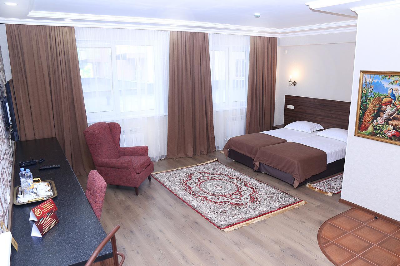 Rabat Hotel Almaty Exterior foto